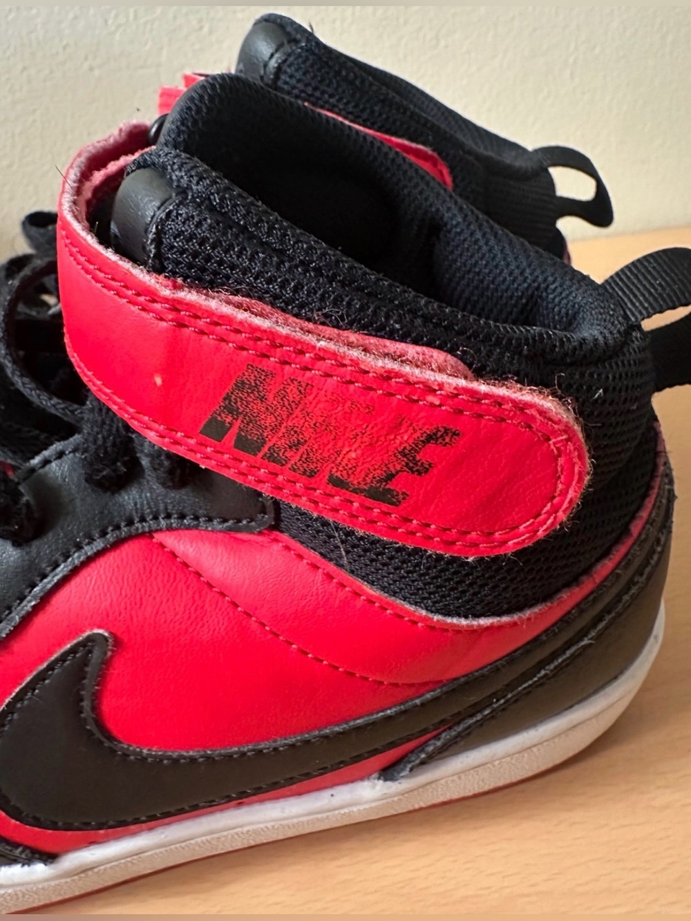 Nike Court Borough Mid 2 Big Kids' Boys Red/Black Shoes Size 5Y - Picture 7 of 12